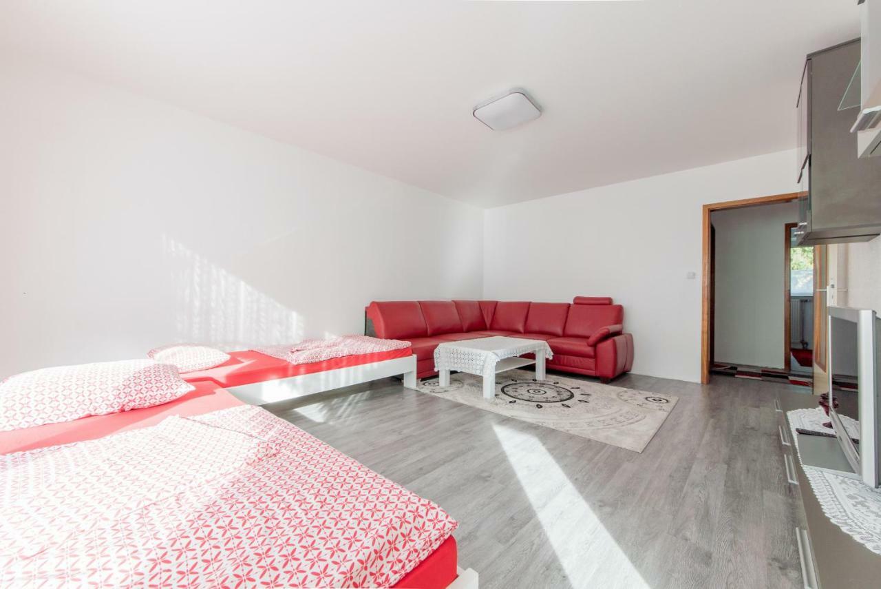Privatapartment Messe Sued Hannover Buitenkant foto
